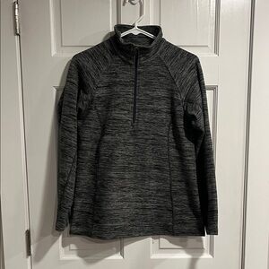 Mountain Hardwear Fleece Quarter Zip in Heather Grey Size Small